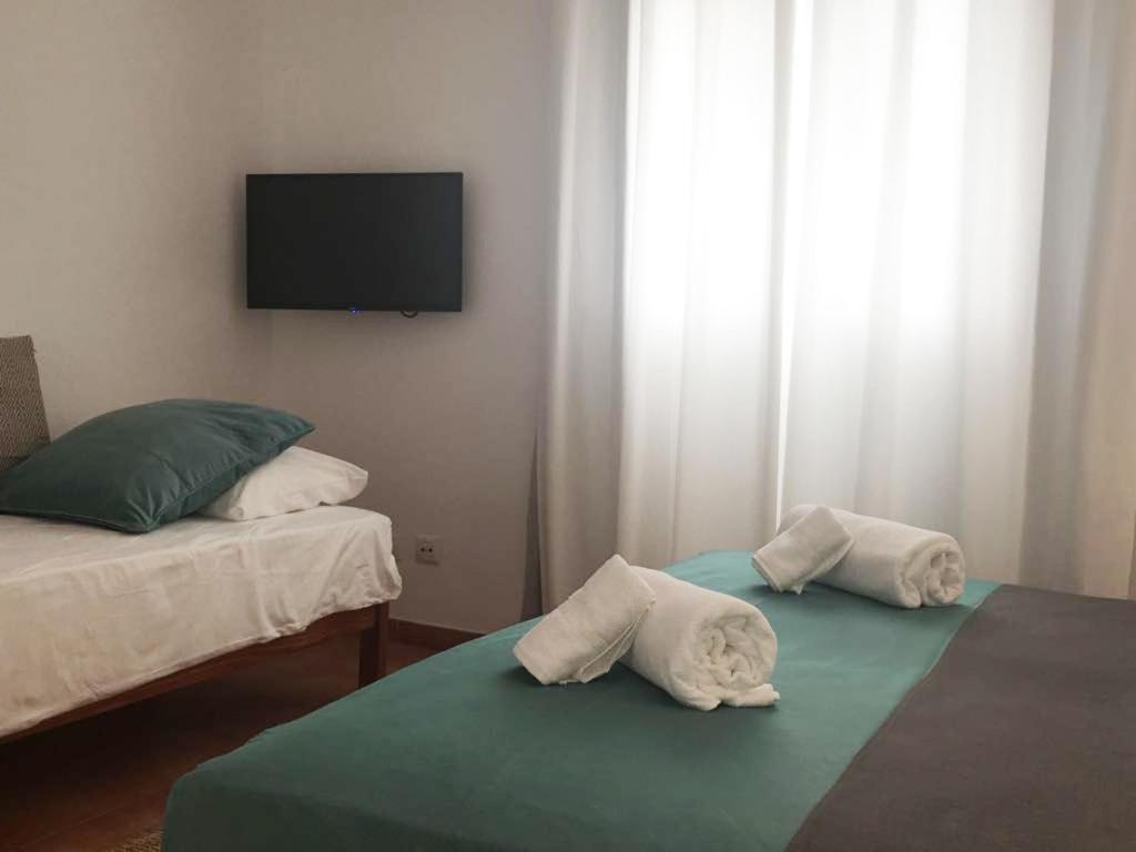 Apartamentos Albertos Санта-Эулалия-дель-Рио Экстерьер фото