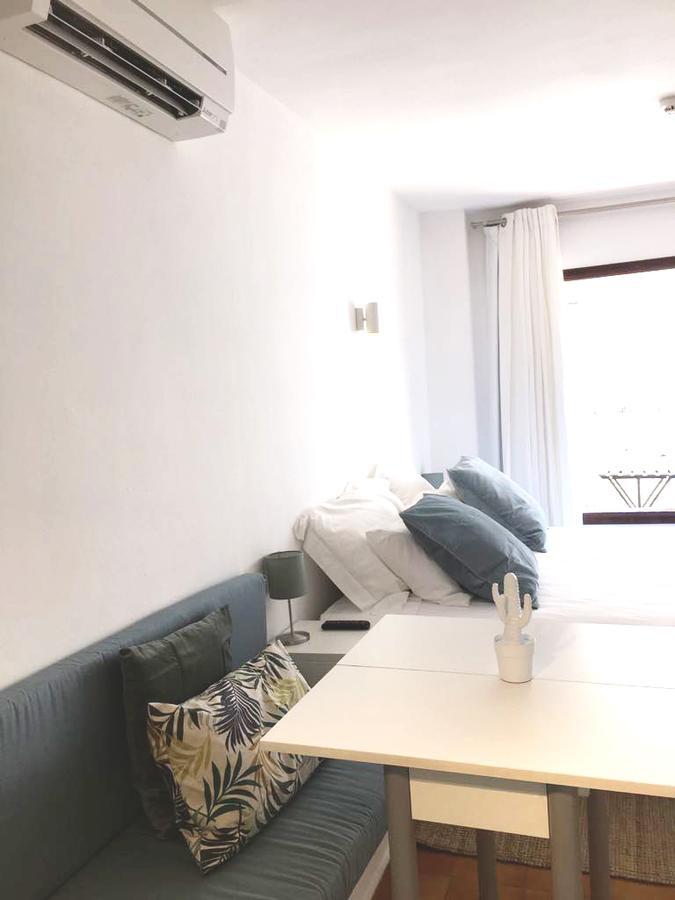 Apartamentos Albertos Санта-Эулалия-дель-Рио Экстерьер фото