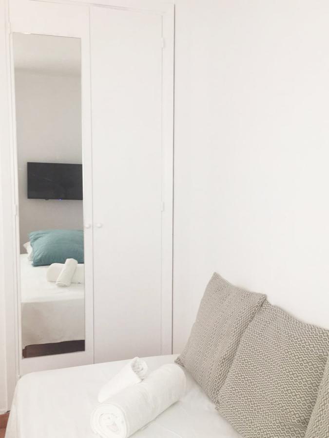 Apartamentos Albertos Санта-Эулалия-дель-Рио Экстерьер фото